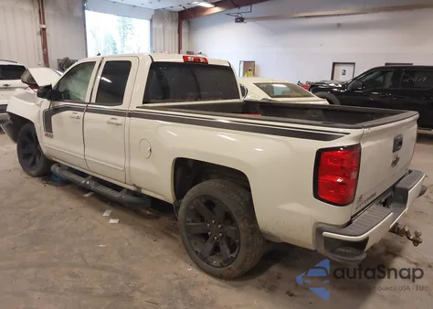 2018 Chevrolet Silverado 1500 2Lt из США, поврежденный, VIN 1GCVKREC0JZ115797